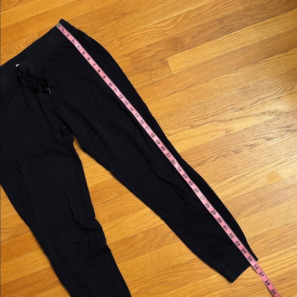Amazon Essentials Classic Solid Black Heathered Pull-On Jogger Sweatpants Small - Picture 13 of 14